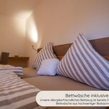 Invita Natur Chalets Bad Dürrheim Exterior foto